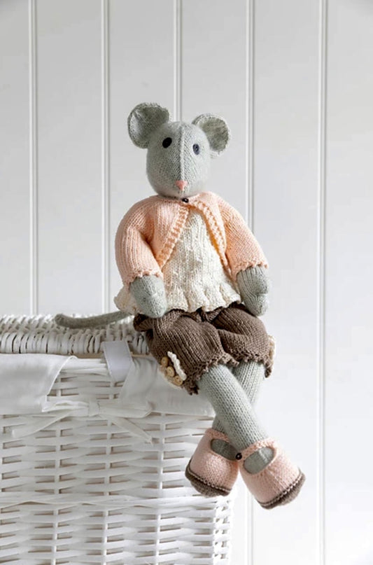 Knitted Animal Friends | Yarn Pack | Dorothy the Mouse