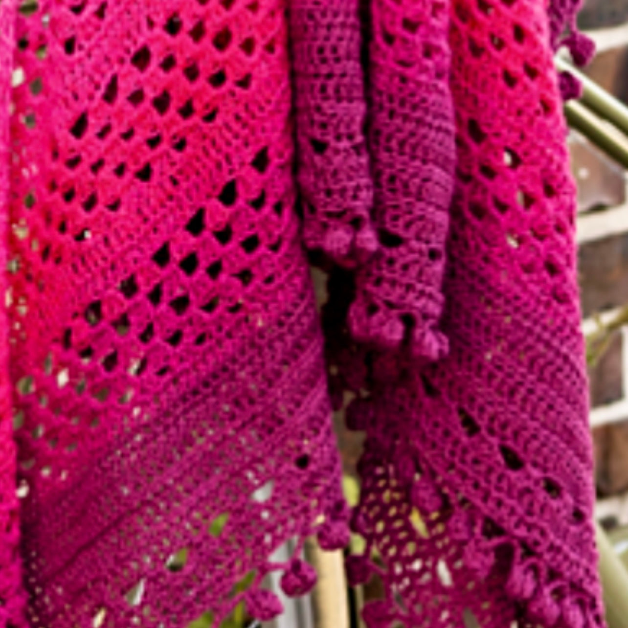 Bobble Shawl | Crochet Kits - Alternate Colours